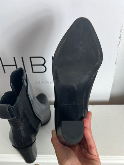 MASSIMO DUTTI. Botines negros piel . T 38