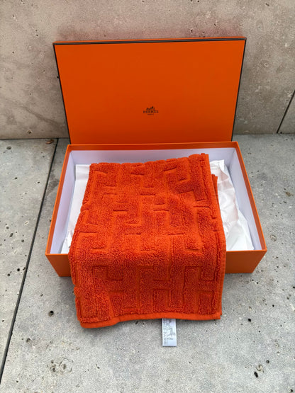 HERMES. Toalla de invitados en naranja