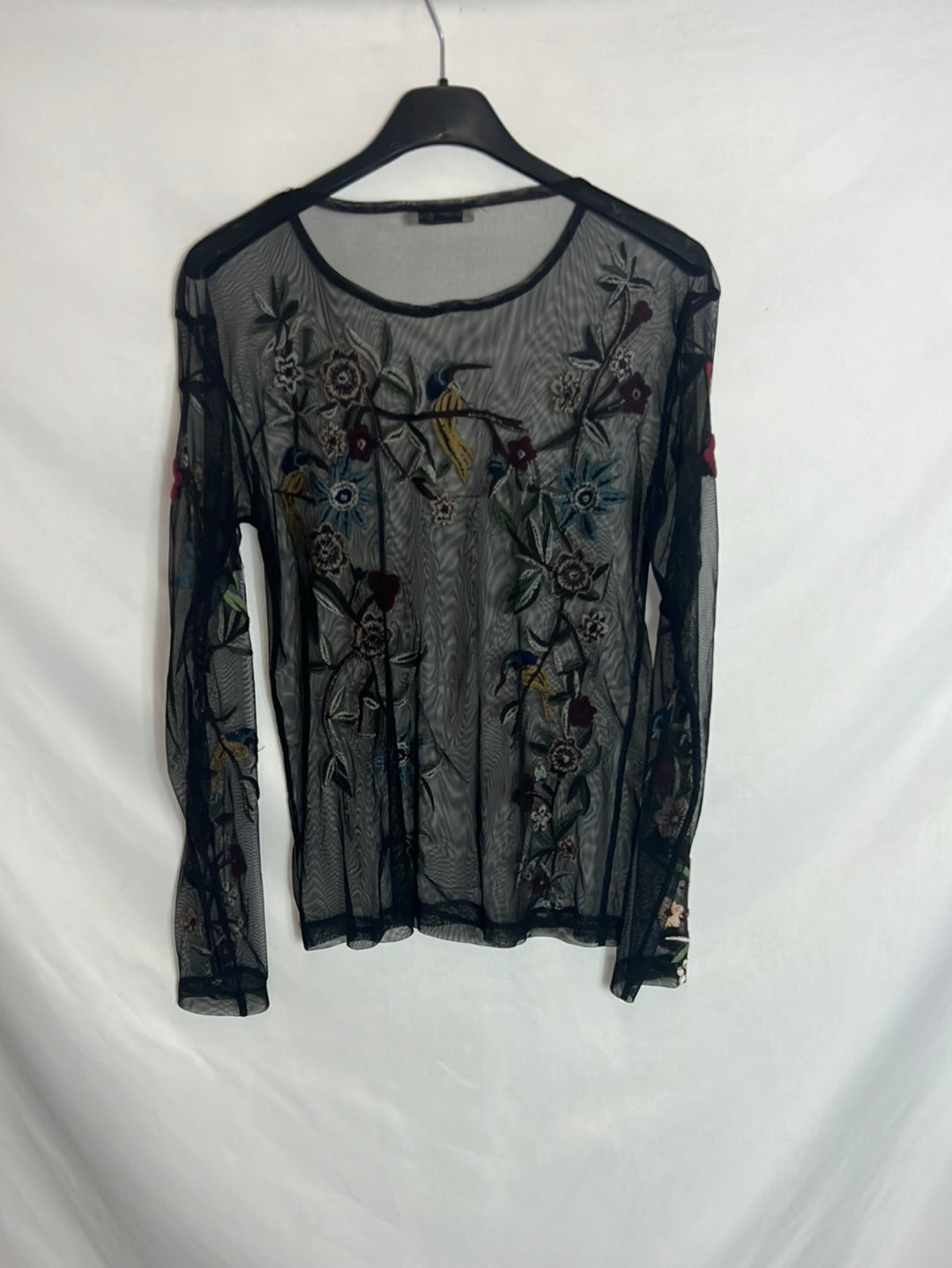 ZARA. Top semitransparente bordados. T S