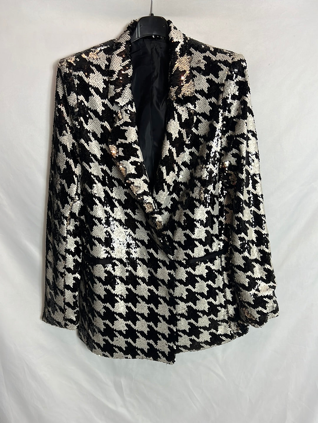 TOPSHOP. Houndstooth Sequin Blazer. TM