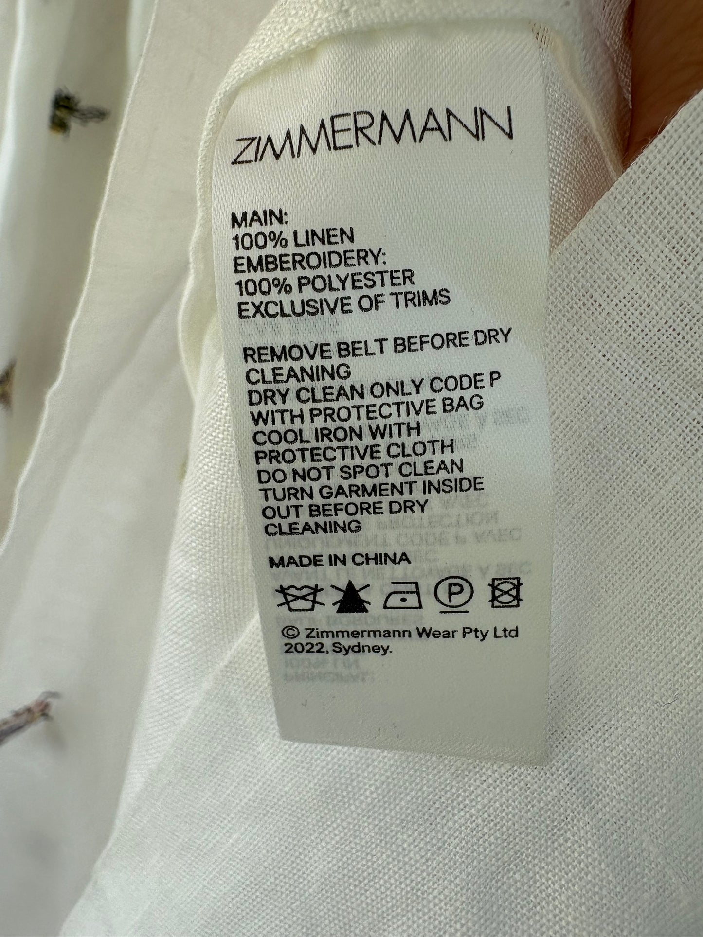 ZIMMERMANN. Vestido camisero de lino bordados insectos