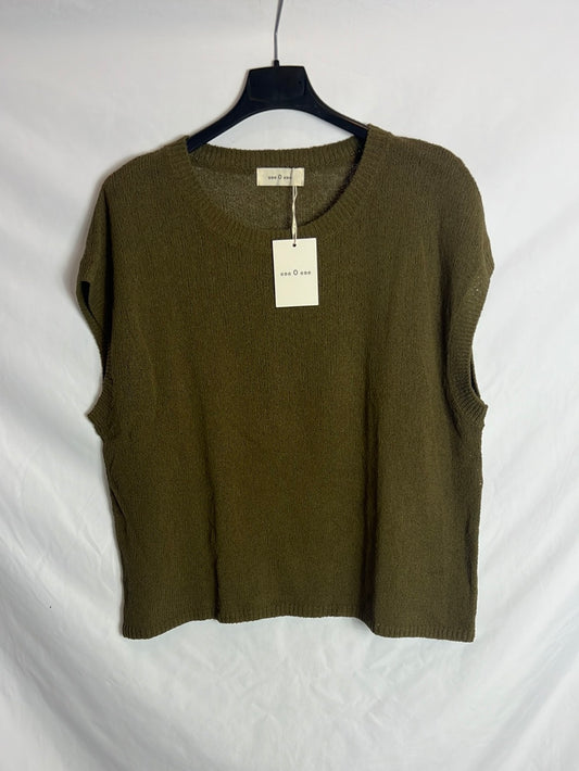 ESE O ESE. Top punto verde oscuro. T L