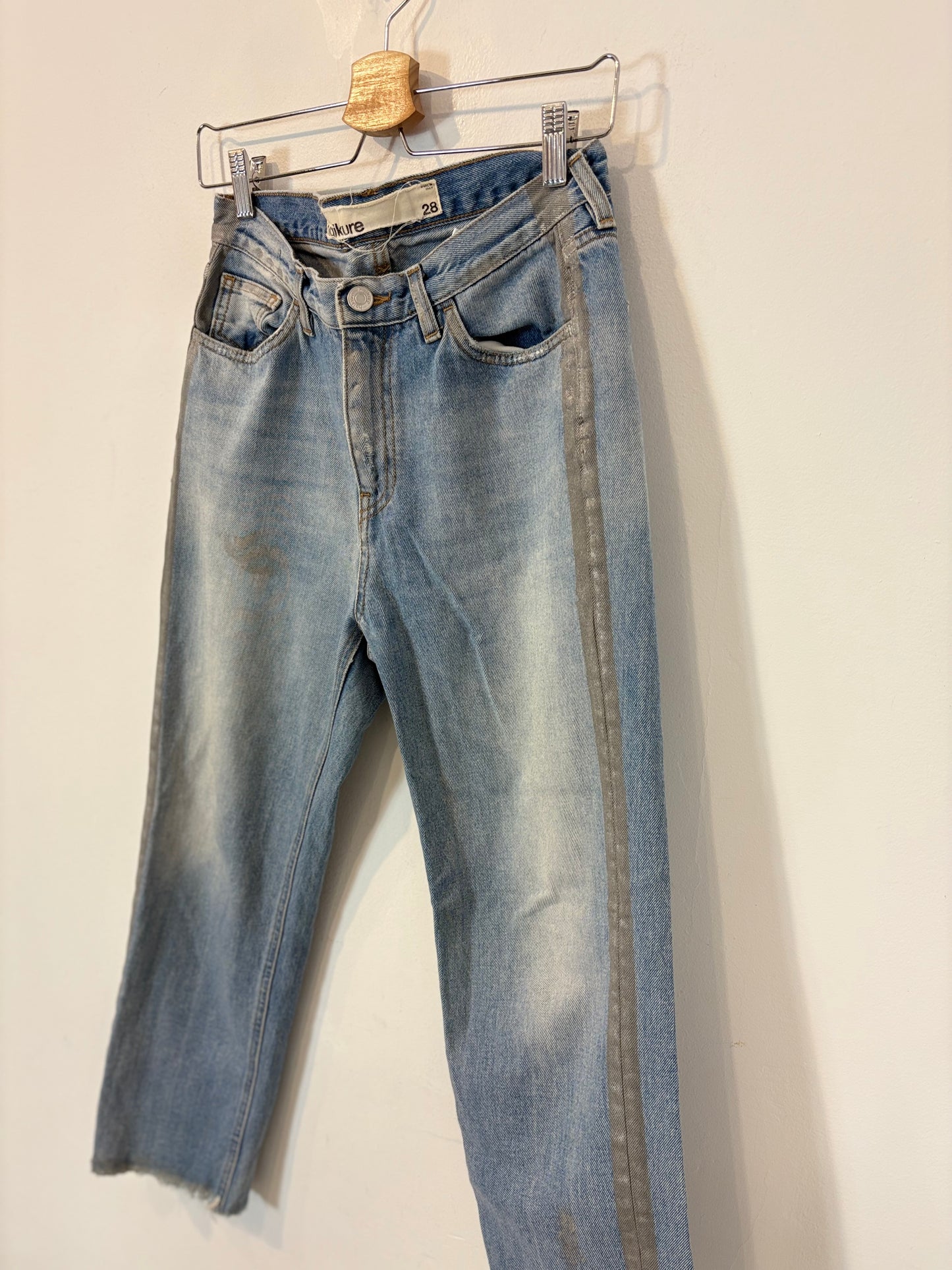 HAIKURE. Denim recto detalles plateados