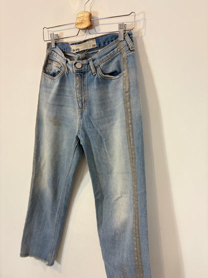 HAIKURE. Denim recto detalles plateados