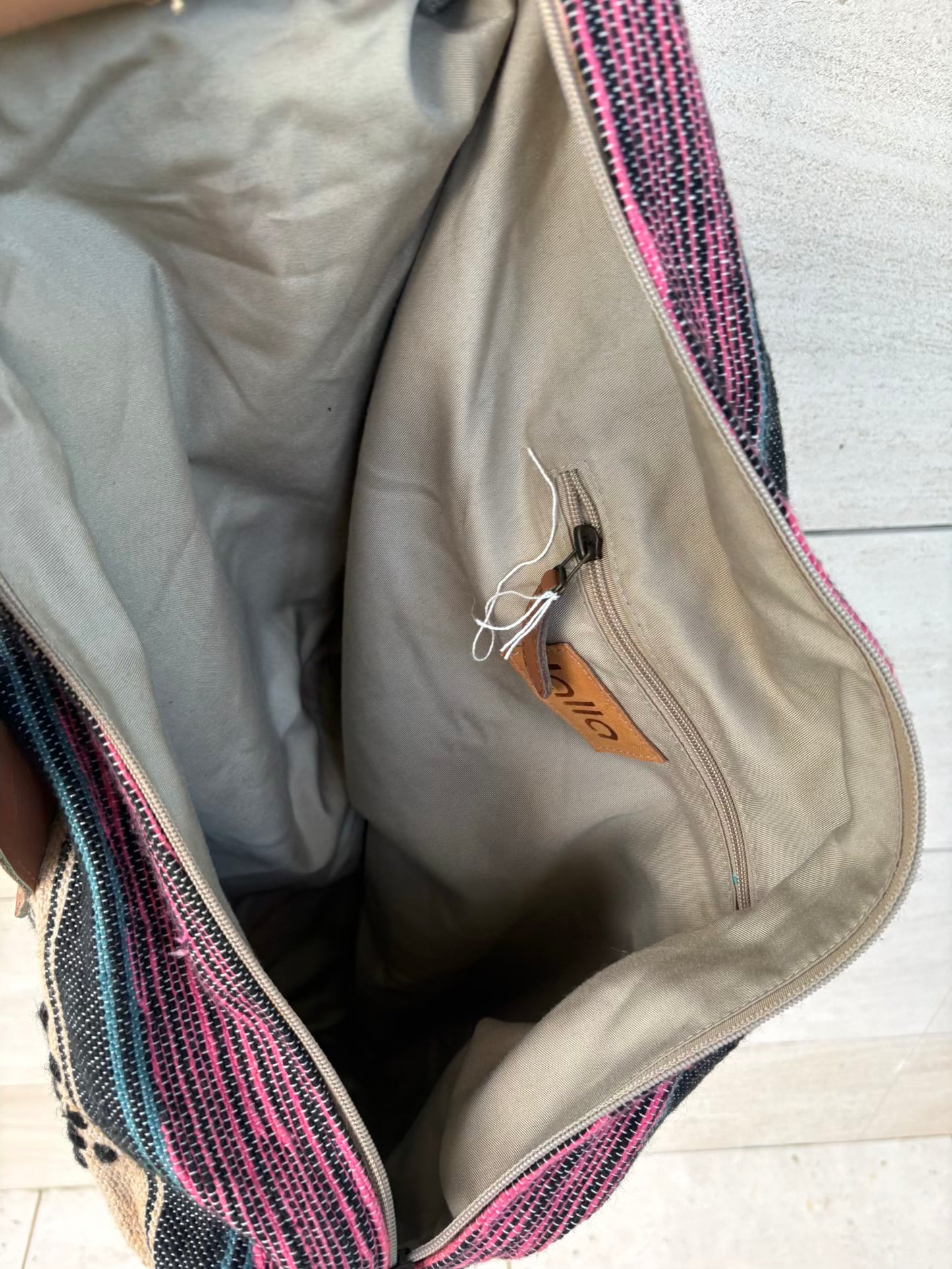 LALLA Marrakech. Bolsa de viaje tela asas en piel