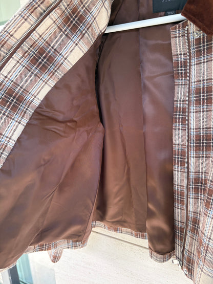 ZARA. Black stretch knit top. TL