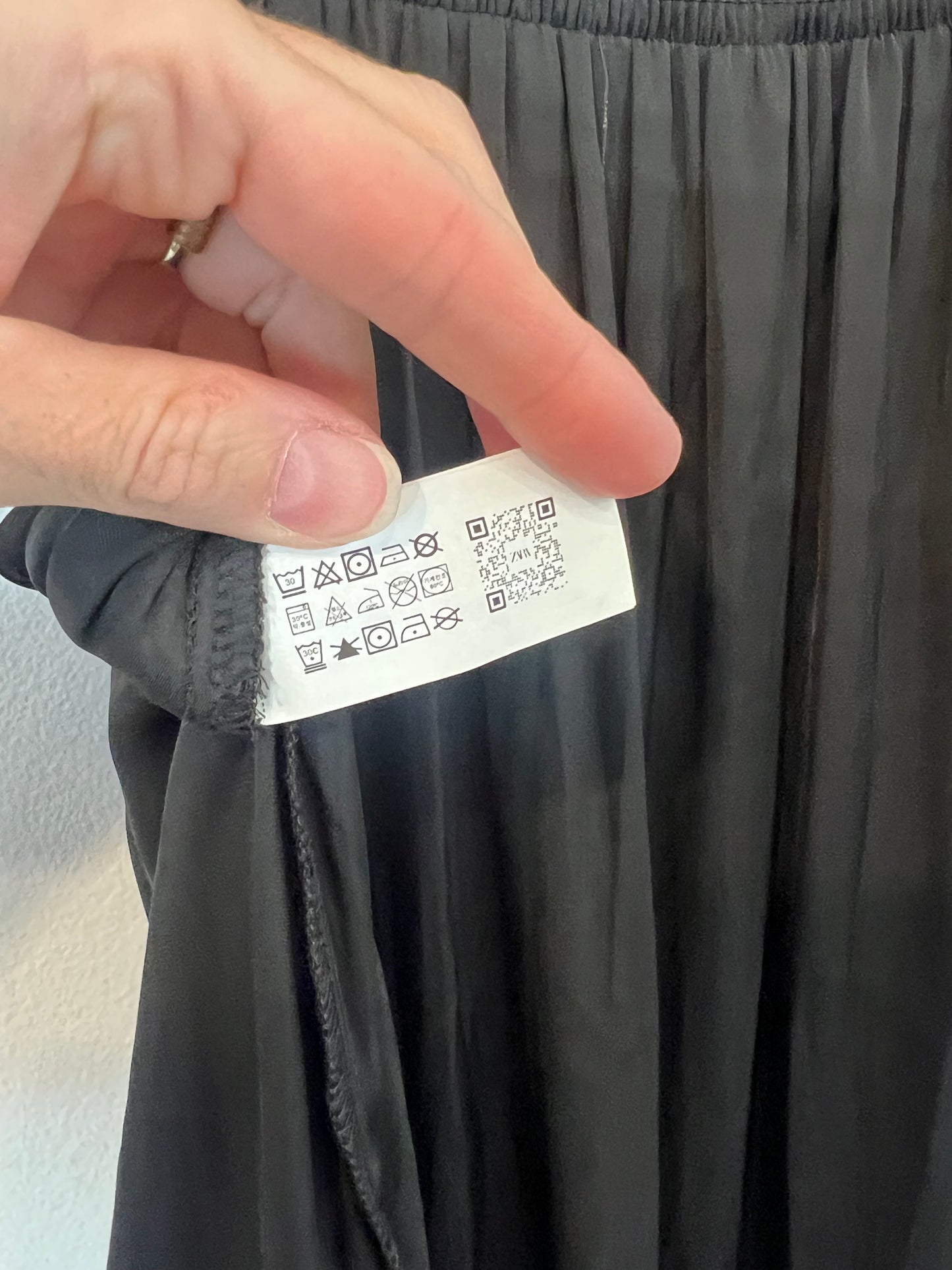 ZARA. falda larga negra cintura