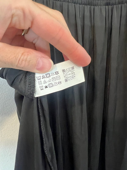 ZARA. falda larga negra cintura