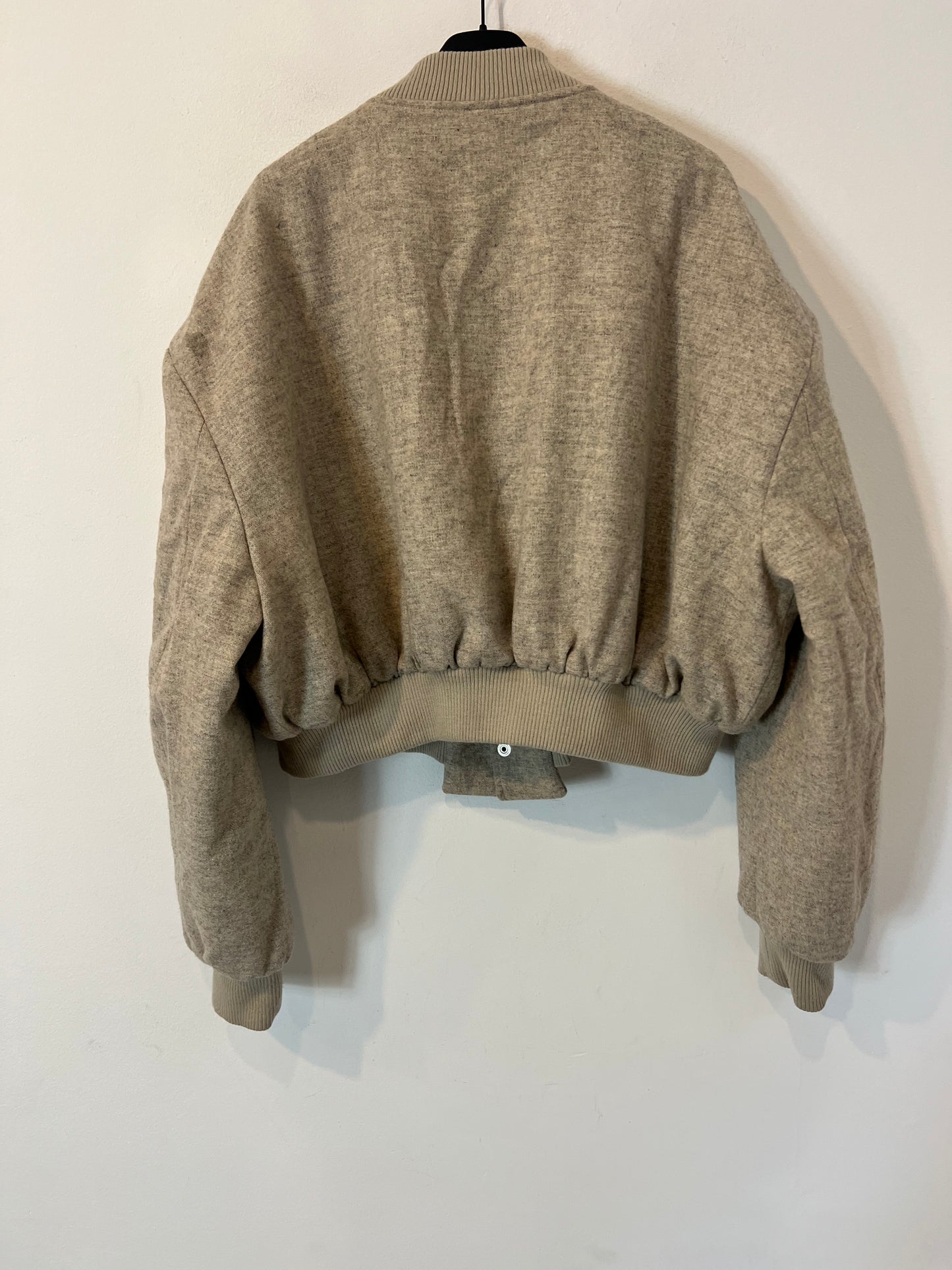 IMAN. White ribbed top Tm