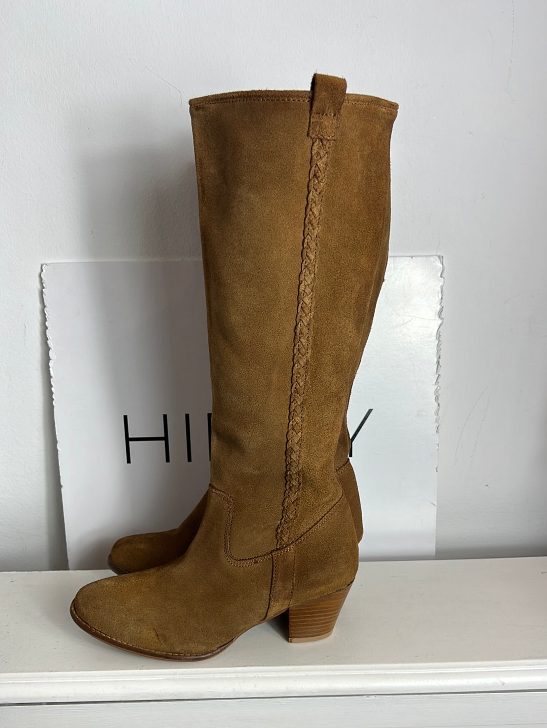 OTHERS. Camel leather boots size 38