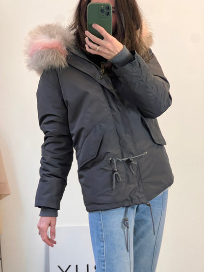 DUCIE. Parka gris pelo natural