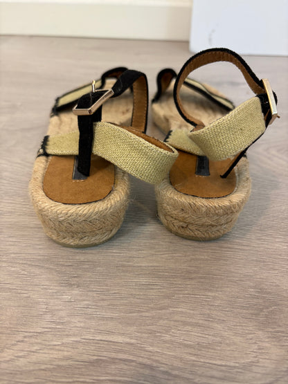 CORINA. Sandalia esparto cuña. T 39