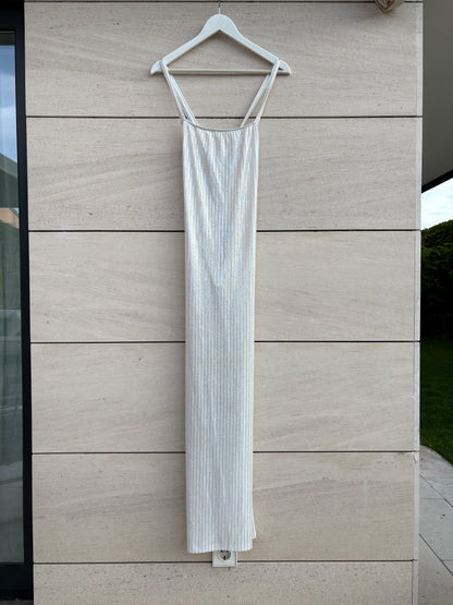 KAOÁ. Vestido largo textura espalda baja