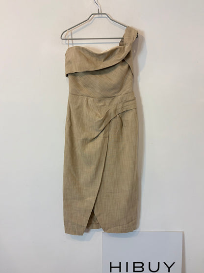 ZARA. Vestido midi beige palabra de honor