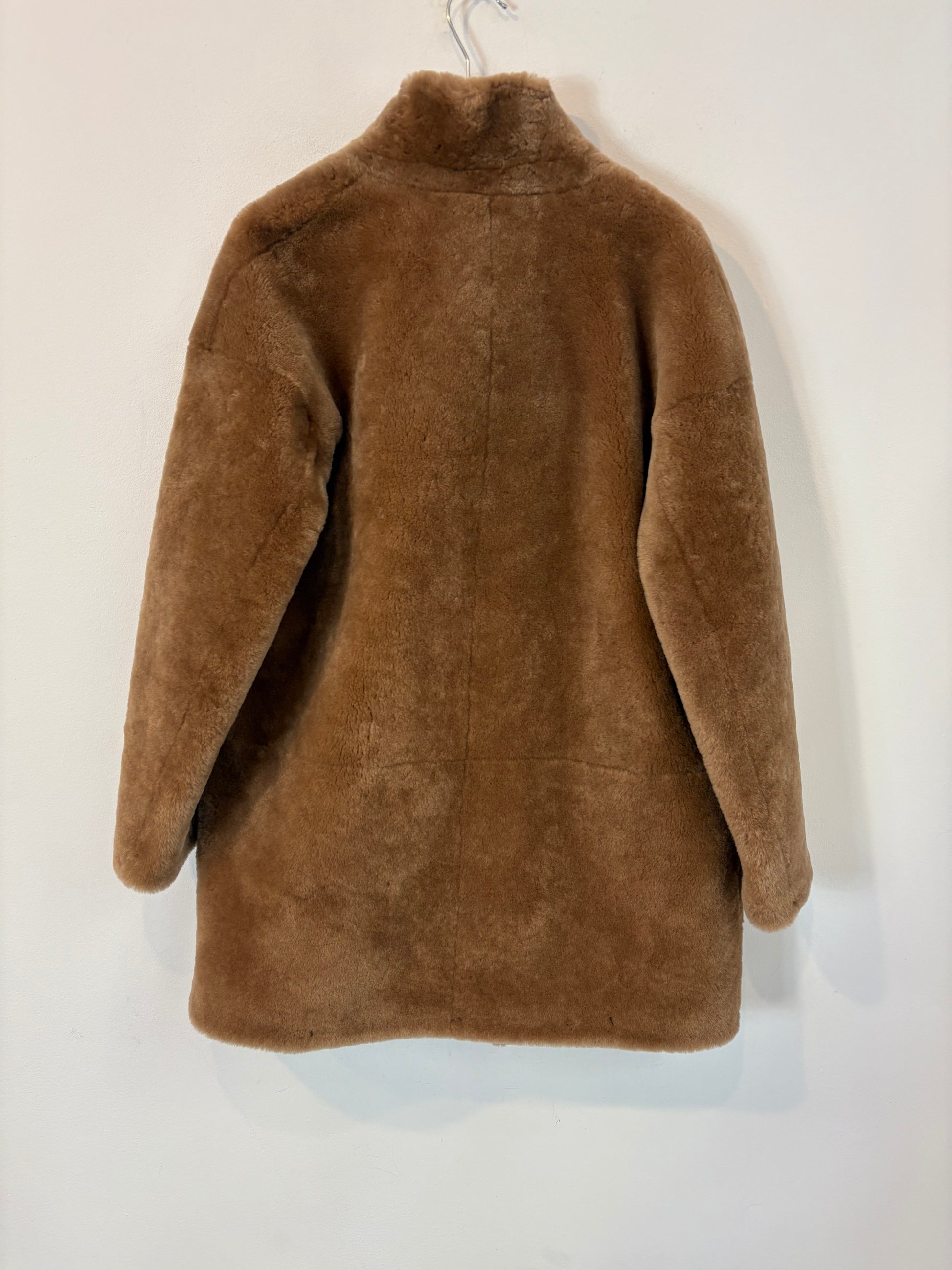 Abrigo marrón pelo natural – Hibuy market - Main Image