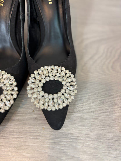 UTERQÜE. Zapatos negro joya T.38