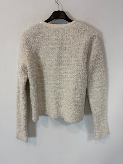 ZARA. Total look tweed perlas