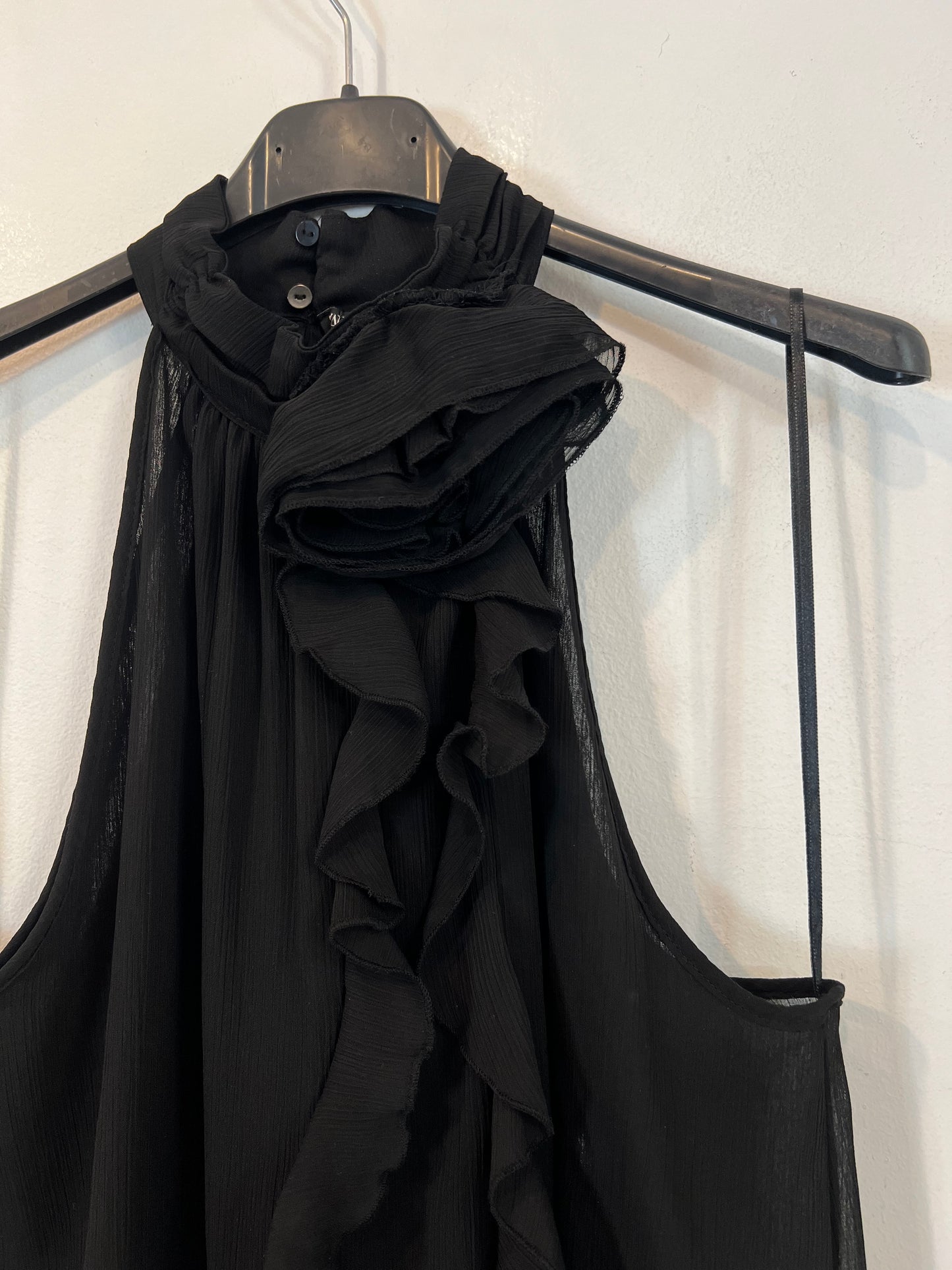 ZARA. Top negro flor T.s