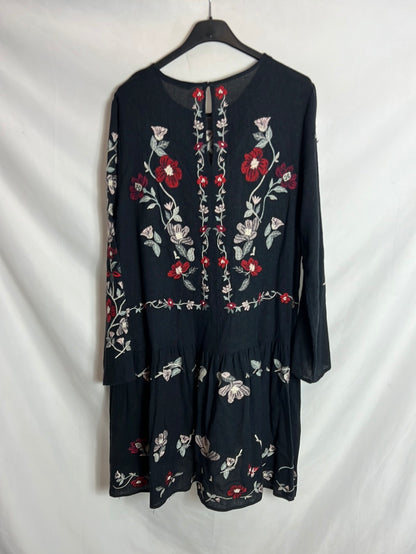 ZARA. Asymmetrical embroidered dress. TM