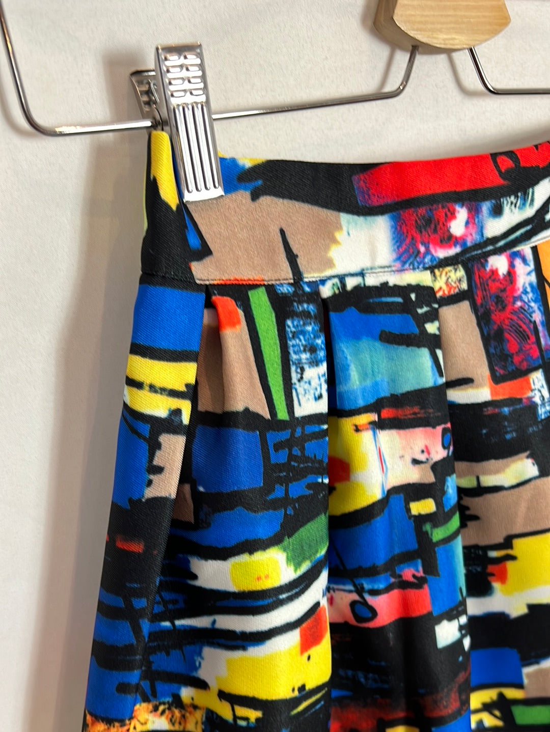 ZARA. Colorful flared midi skirt. TS