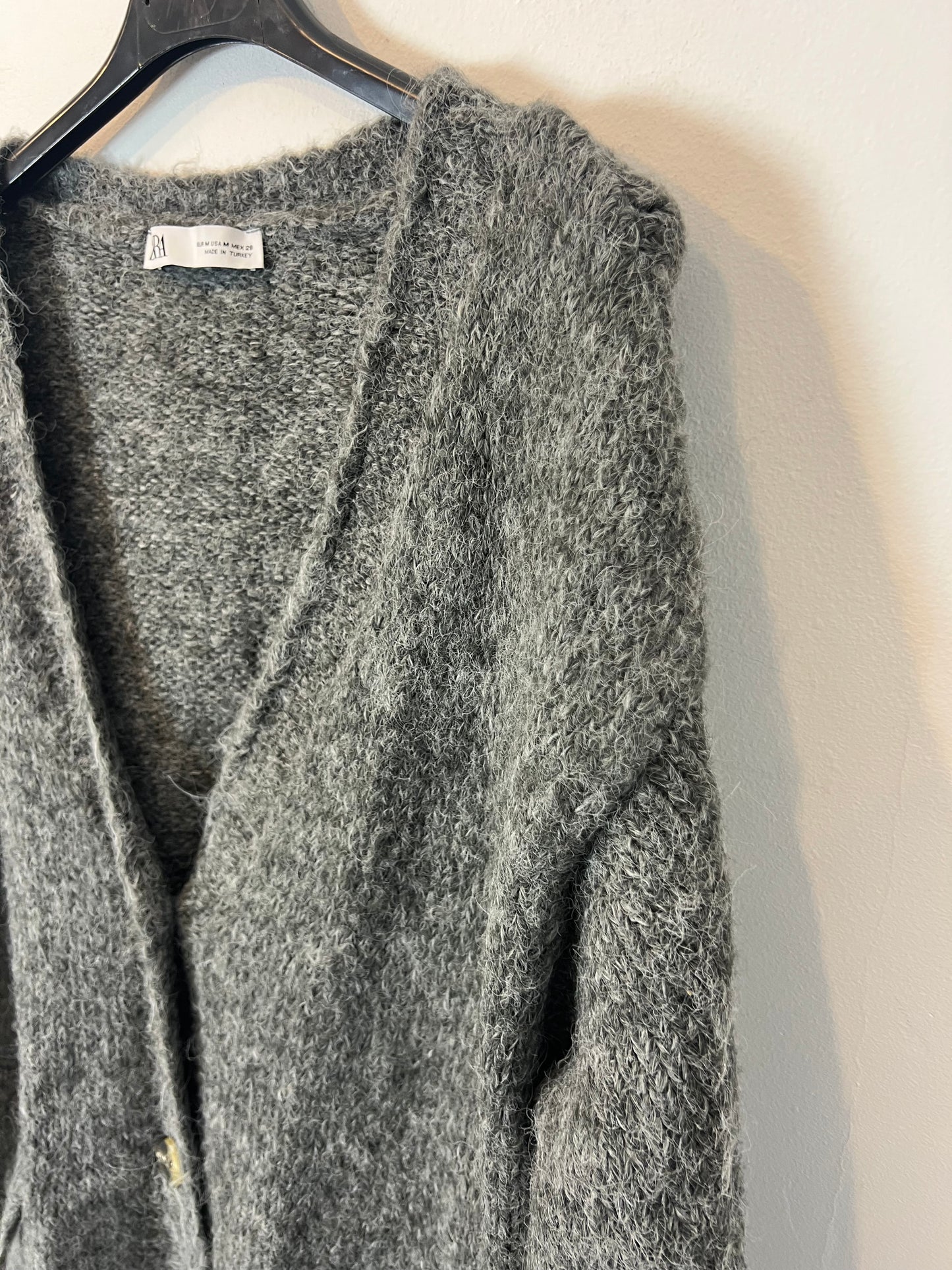 ZARA. Heather gray cardigan with pockets. TM