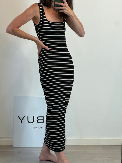 ZARA. Black striped knit dress Ts