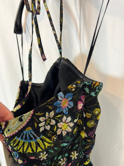 ZARA. Vestido corto fruncido flores. T S