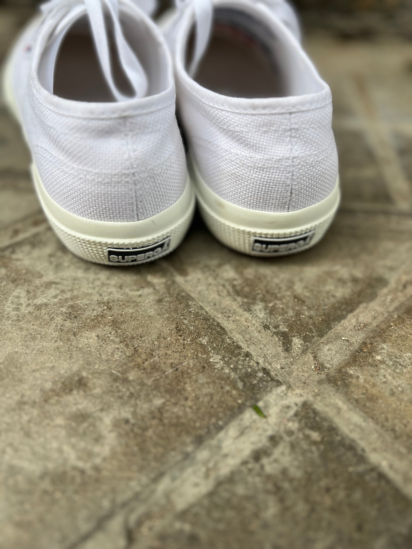 IMAN. White ribbed top Tm