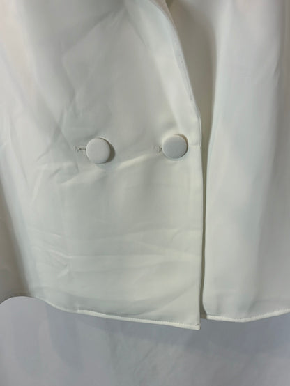 WHITE&amp;ONE White blouse with Tl sleeves