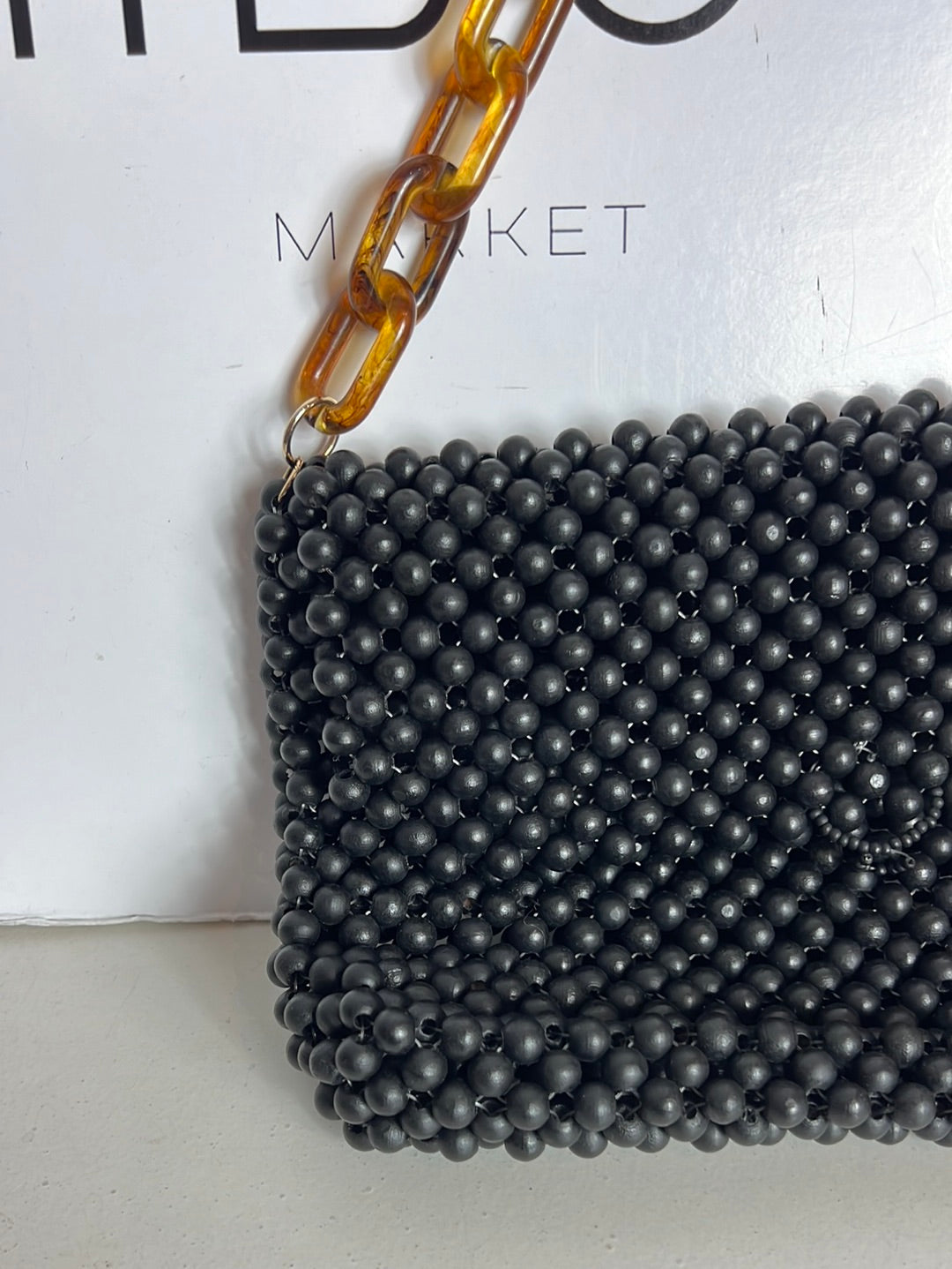 UTERQÜE. Bolso negro bolas