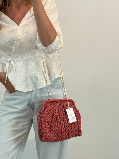 Bolso rafia rosa oscuro