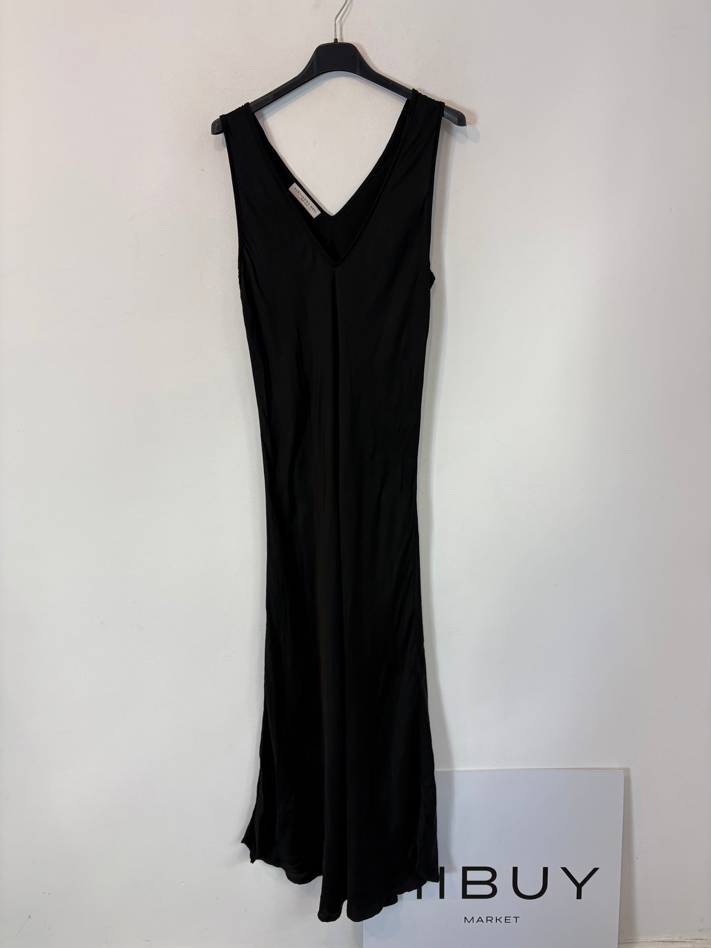 ALEXANDRA NEEL. Vestido largo negro con seda