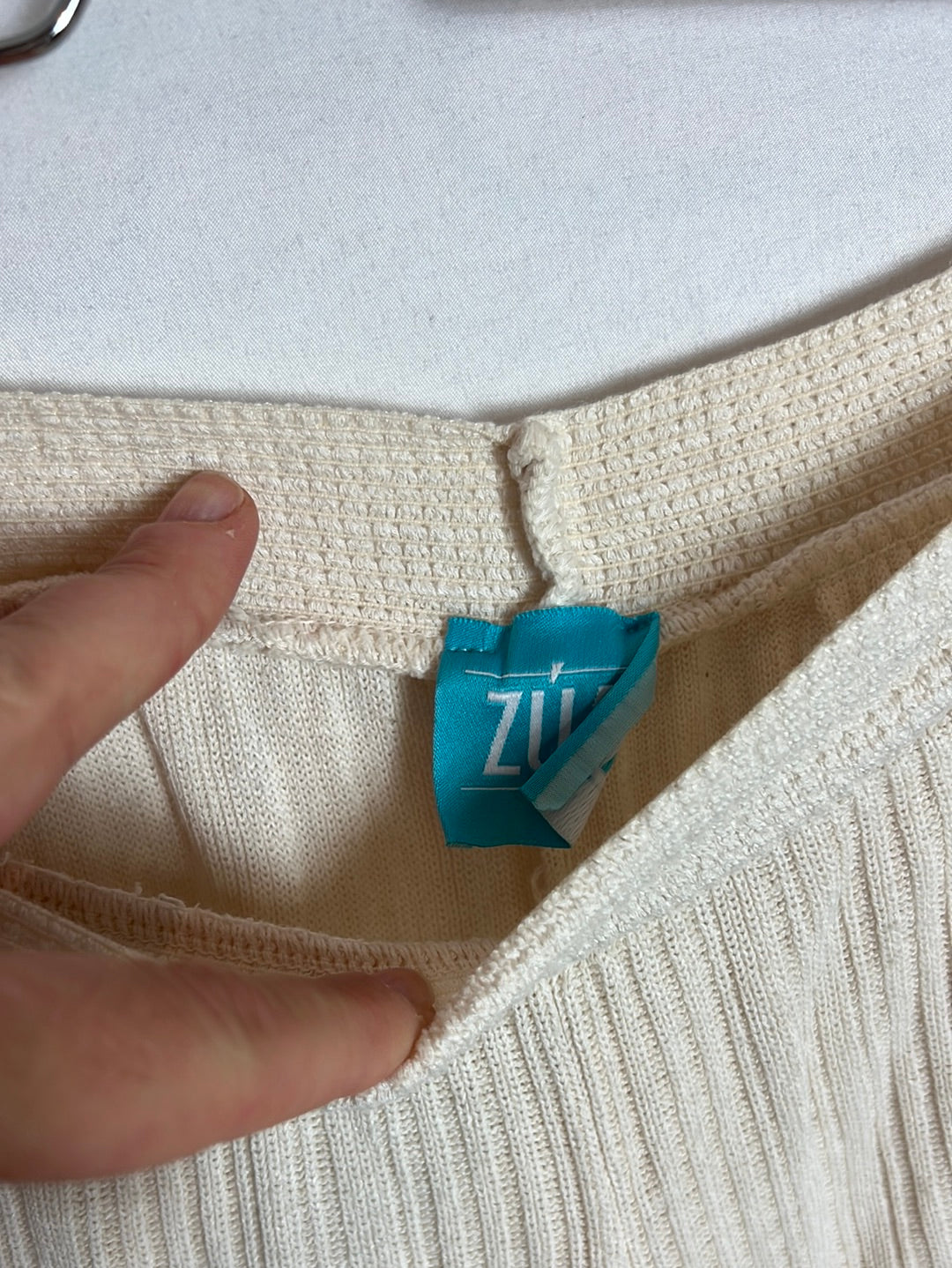 ZUA. Total look punto beige TU(M)