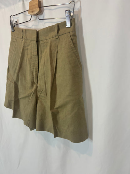 ZARA. Bermuda caqui pinzas con lino. T S
