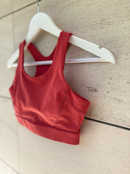 BORN LIVING YOGA. Top rojo deporte. T S