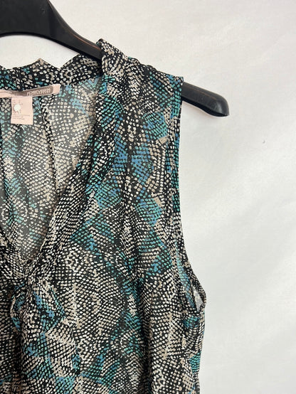 FOREVER 21. Top estampado semitransparente . T S