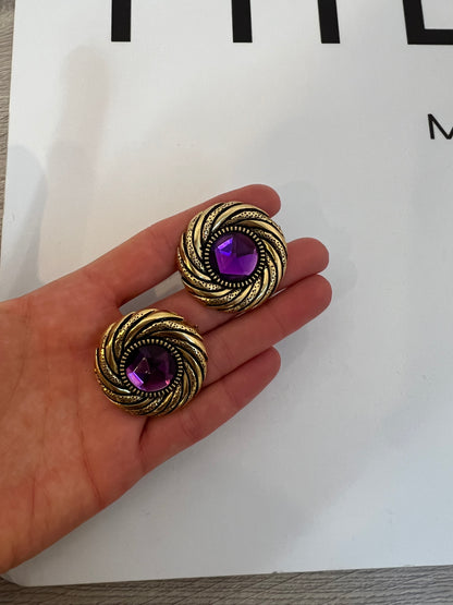 OTHERS. Gold circular earring