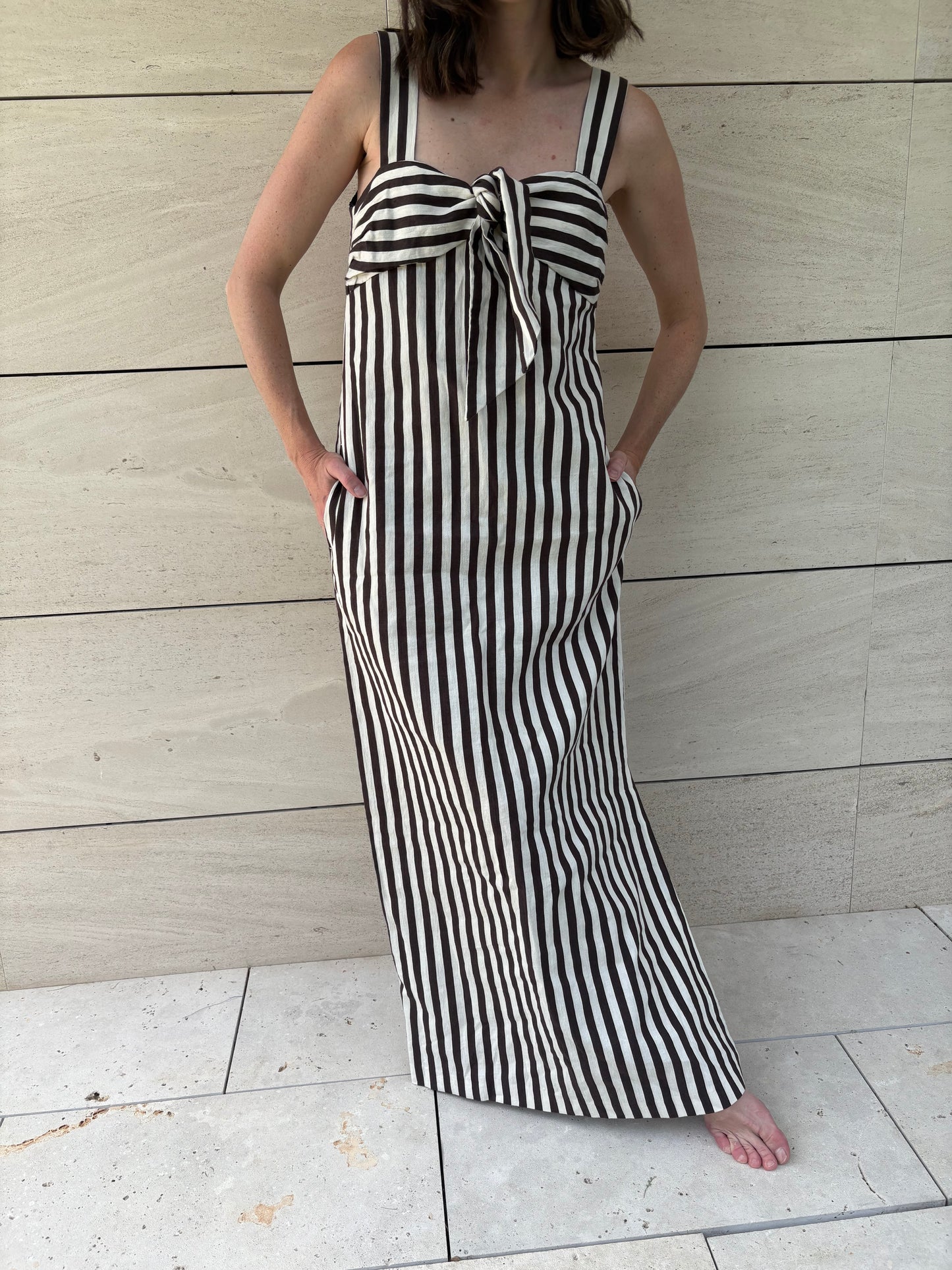 MASSIMO DUTTI. Vestido largo rayas marrones T.36