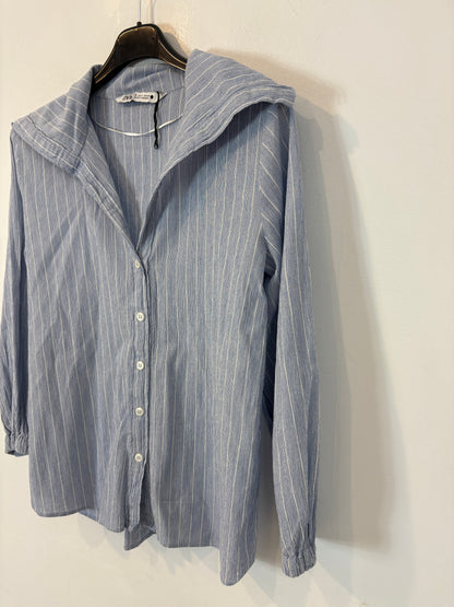 ZARA. Blusa azul rayas algodón