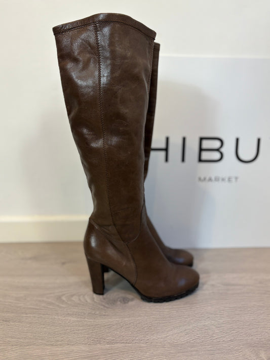 KATE. Botas altas marrón  piel. T 40