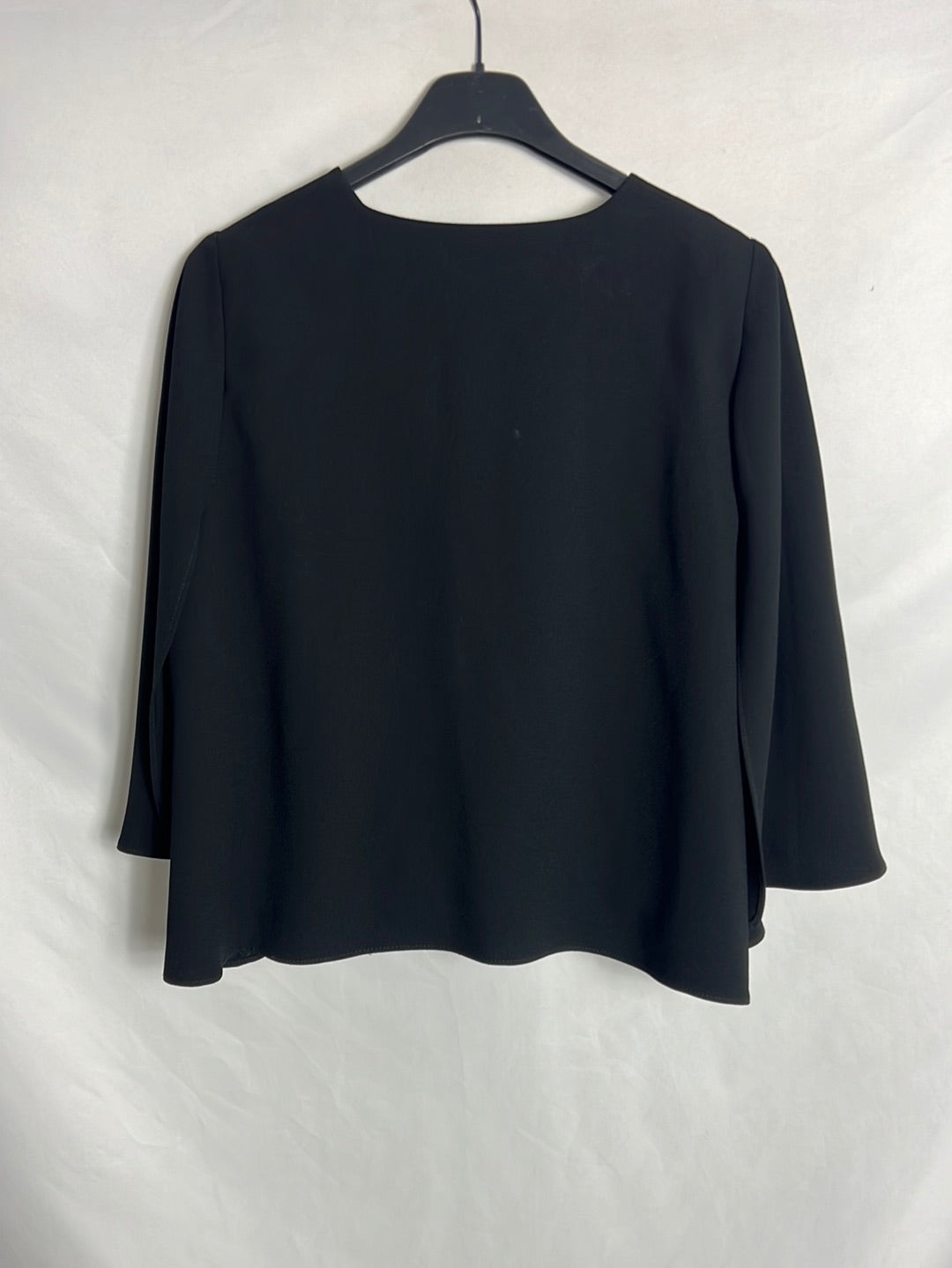 ZARA. Capa corta negra . T S