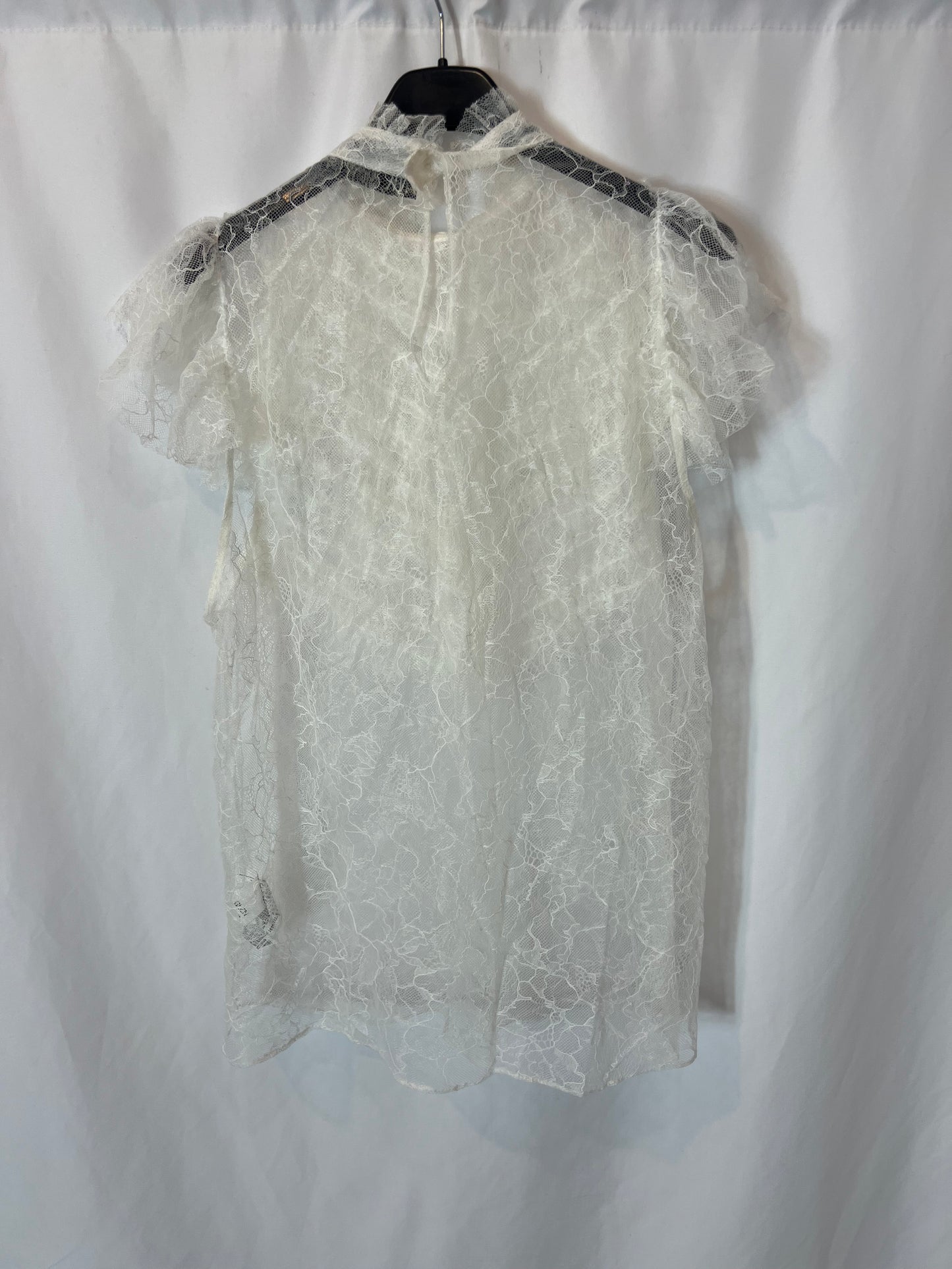 ZARA. Top blanco encaje T.L