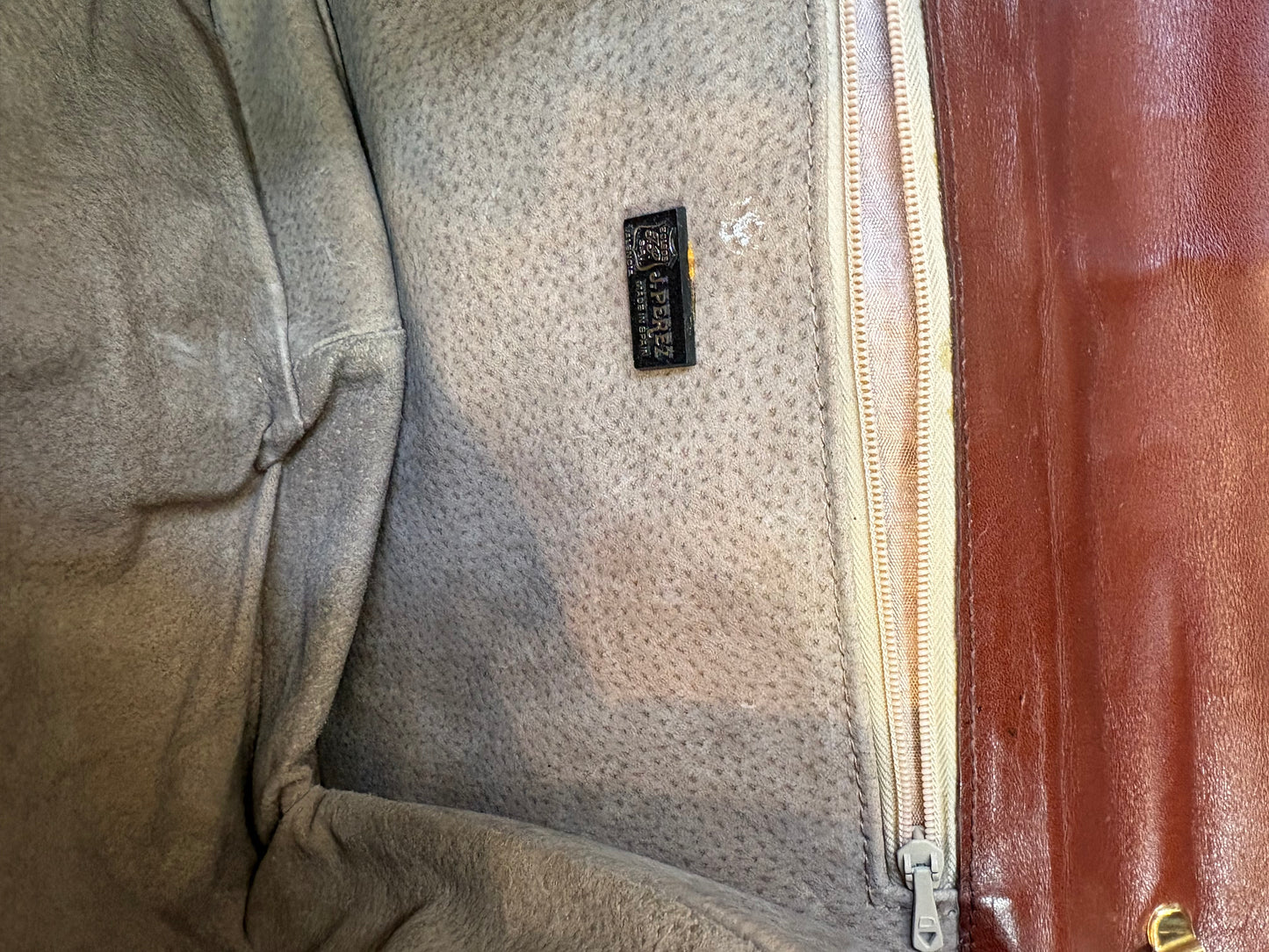 OTRAS. Bolso piel vintage hebilla