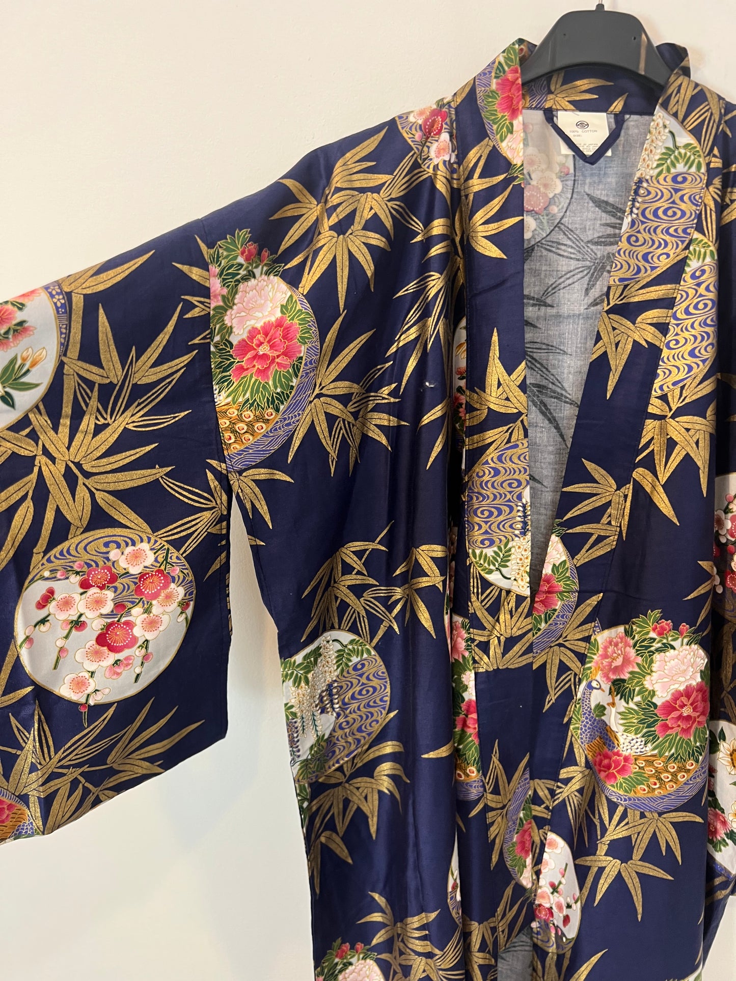 OTRAS. Kimono japonés azul estampado. T U