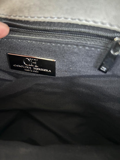 CAROLINA HERRERA. Bolso de hombro negro vintage