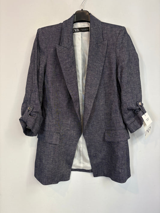 ZARA. Blazer azul jaspeada con lino