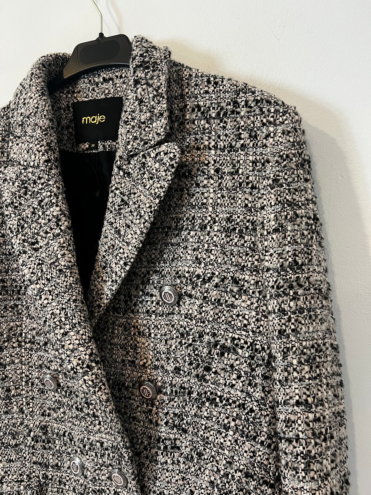 MAJE. Conjunto vestido y chaqueta tweed