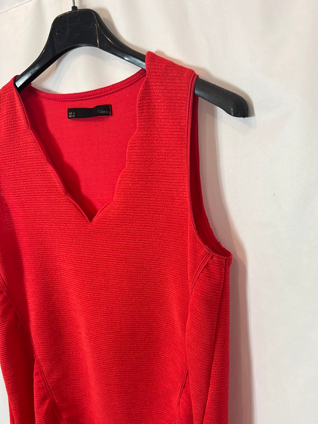 SFERA. Top rojo textura. T S