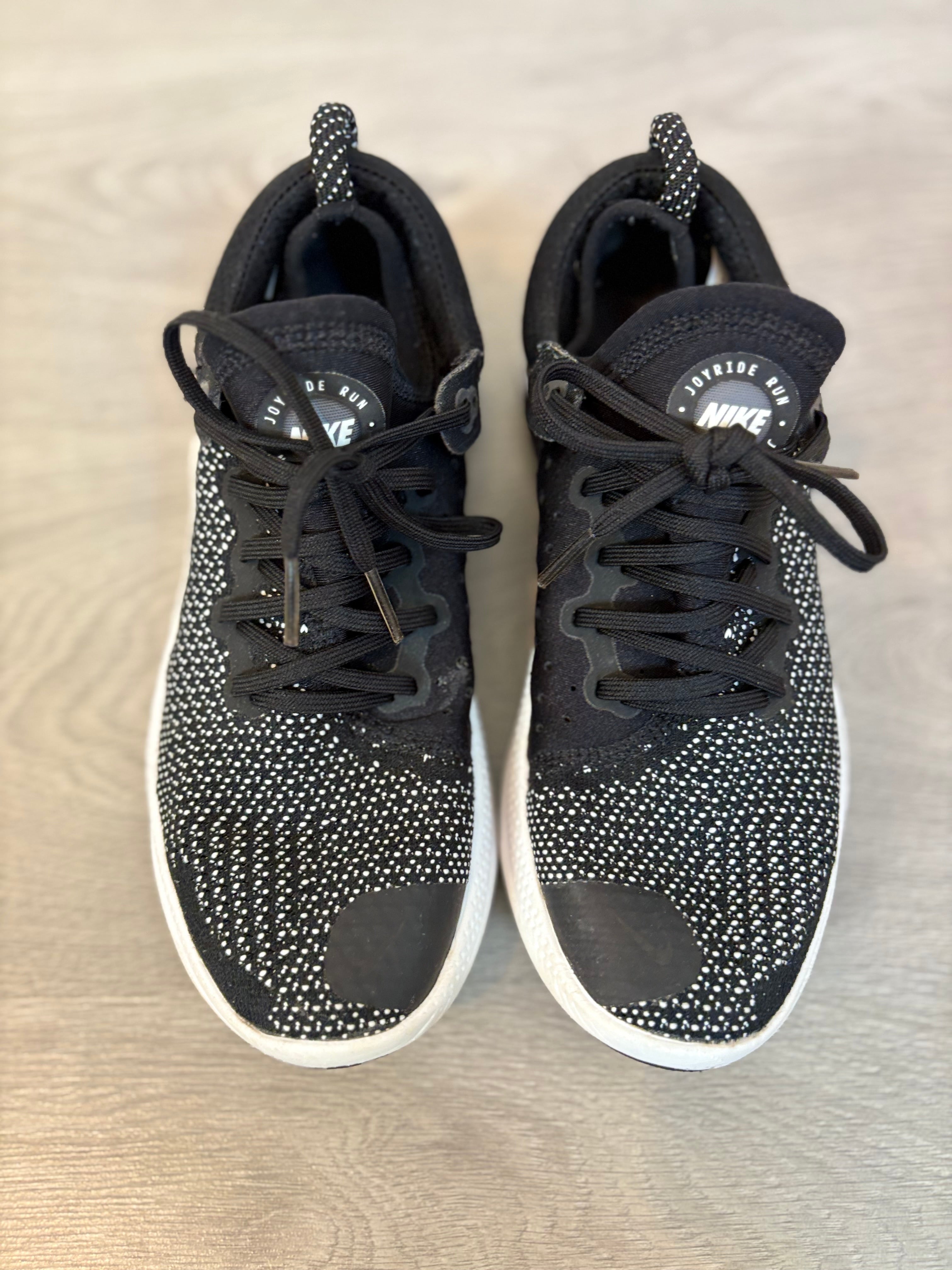 nike joy black running shoes