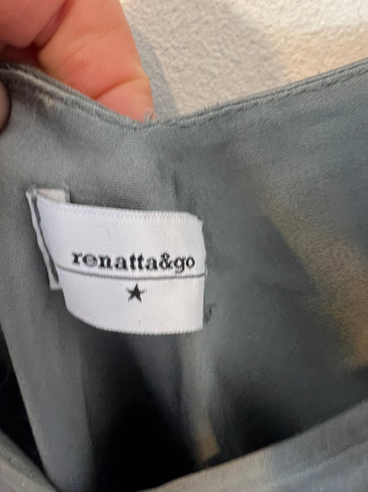 RENATTA&amp;GO. Satin gray top. TM